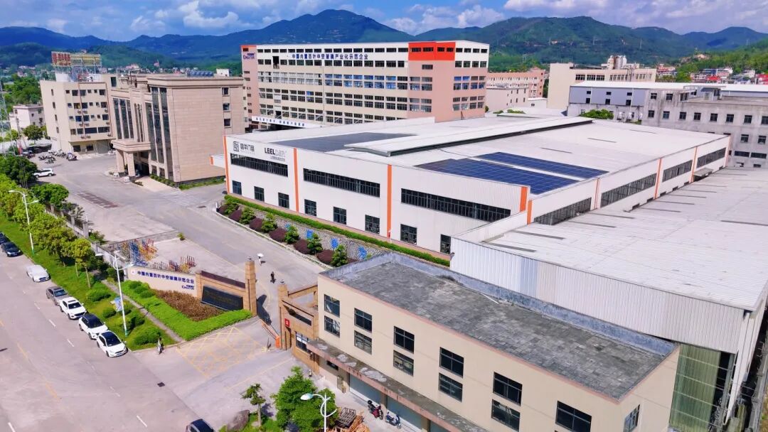 Guohua Doors & Windows und Penghao Glass bündeln ihre Kräfte, um ein neues Kapitel im Bereich hochwertiger Türen und Fenster aufzuschlagen